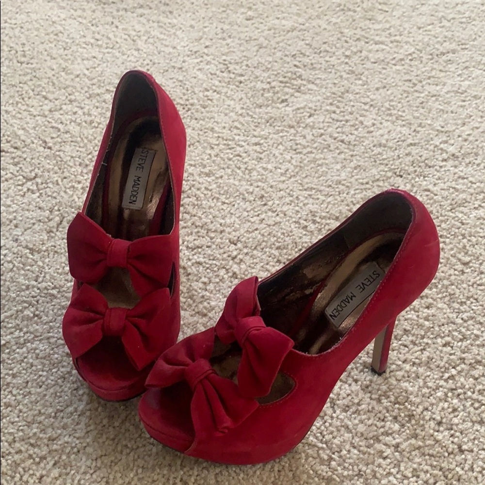 Steve Madden Propperr platform stilettos / bows